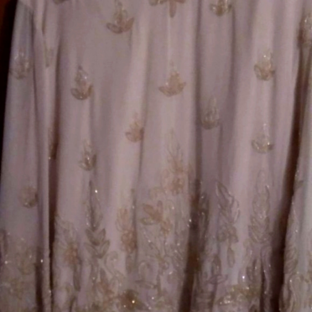 ***Pink Beaded Evening Gown - Picture 4 of 6